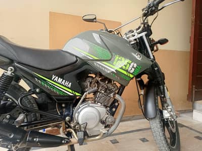 Yamaha YBR125g Urgent sale