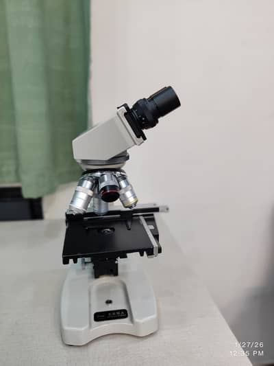 Erma Optical Works Light Microscope (Japan) 40x–1000x