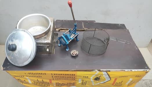Fries Banane ka Complete Stall – Bilkul Ready To Use.