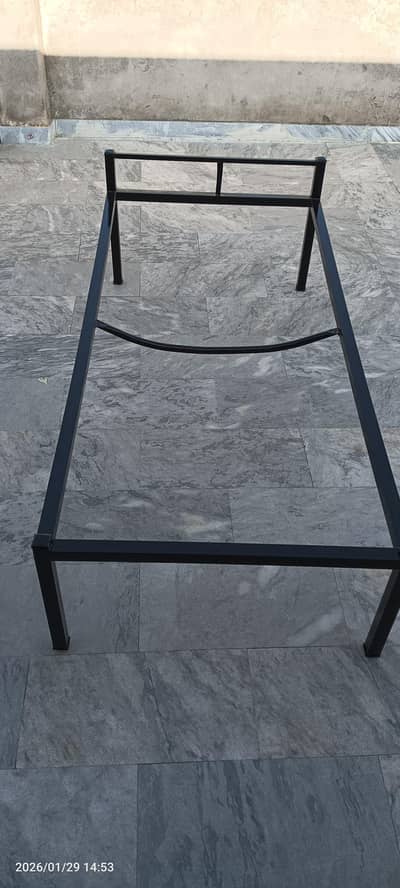 Iron Pipe Bed Charpaye