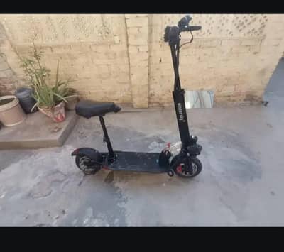 Electric scooty For sale
