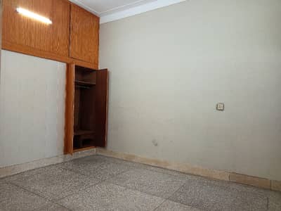 Good Location House Of 5 Marla Is Available For rent In DC Colony, DC Colony