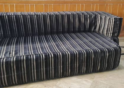 King size Sofa cumbed Master molty foam 0"3"0"0"4"2"9"0"9"3"5
