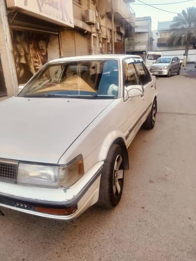 Corolla 86 register 2001