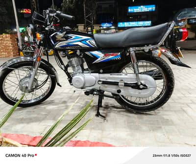 Brand New Honda 125 (Black)