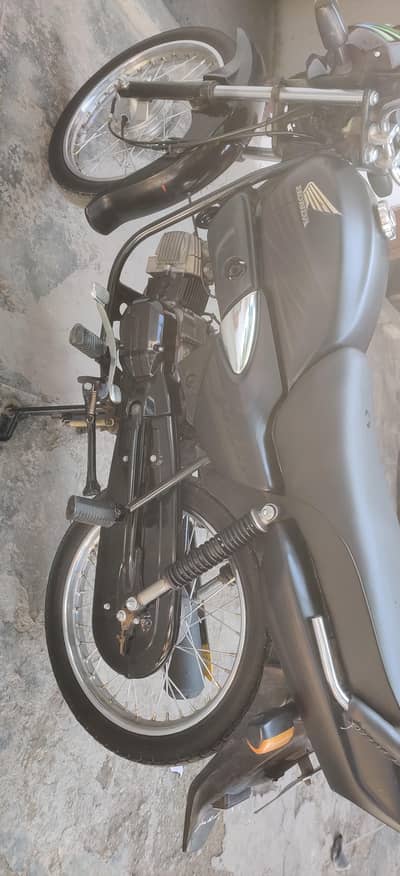 2019 model Honda pridor