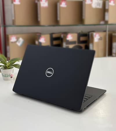 Dell i7 12th (Ram 32GB + SSD 512GB) 14 Display IPS Borderless Screen