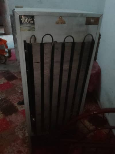 Medium size fridge for sale urgent full ok hai