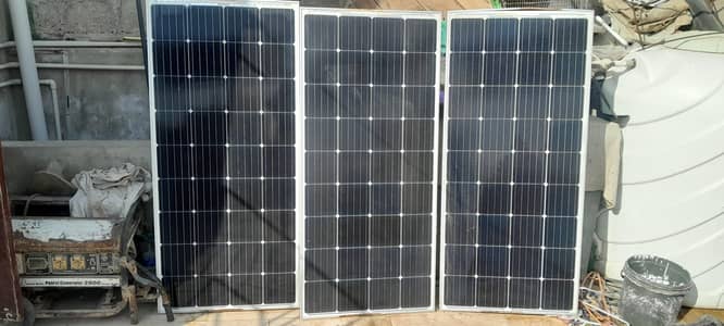 165 watt ki 3 panels for sale. 0,3,1,8,2,4,6,2,0,1,9