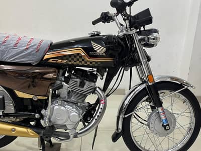 Honda CG 125 2024 Model Gold Edition