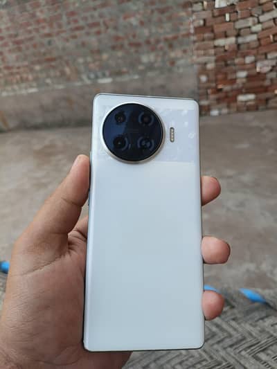 20 pro plus PTA official original box cagr Sath Al ok