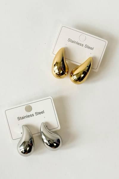 Stainless steel tear drop studs