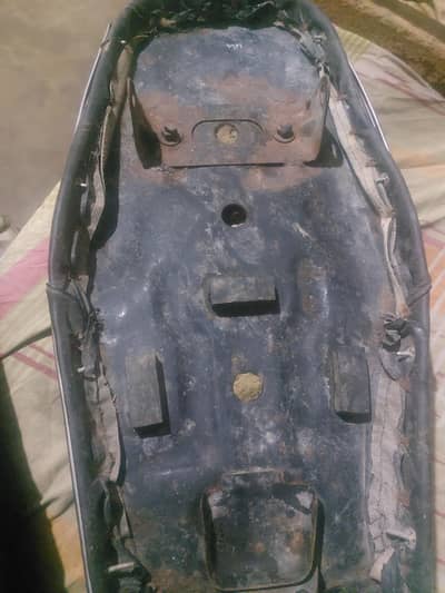 125 Seat Good Condition