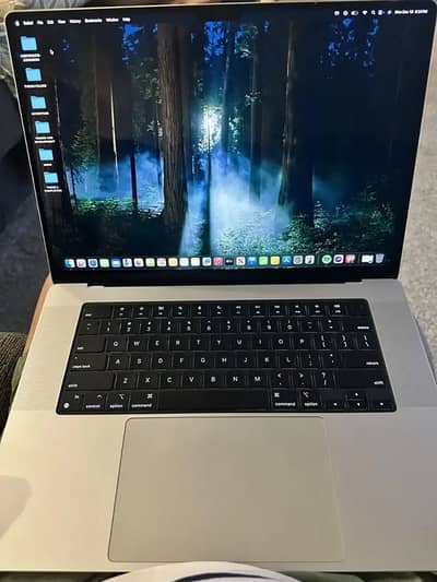 Apple MacBook Pro M1 Solid Performance