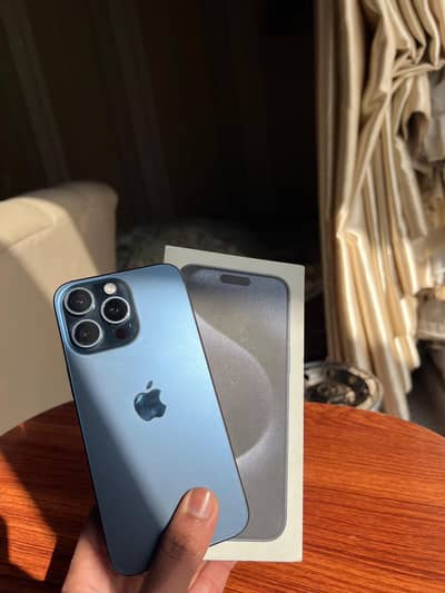 iPhone 15 Pro Max Blue
