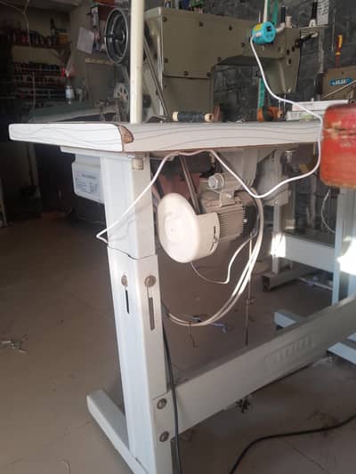 juki 5550 japani mashen for sale . zero3zero 0nain. faive 3 faive7six5