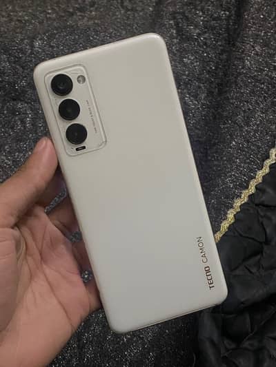 TECNO Camon 18t Oficial PTA Proved Excellent condition Argent For sale