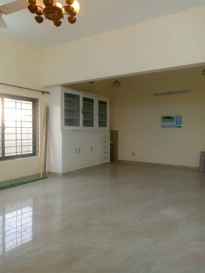 1 Kanal Ground Portion For Rent In F-11 Family Living | Prime Location