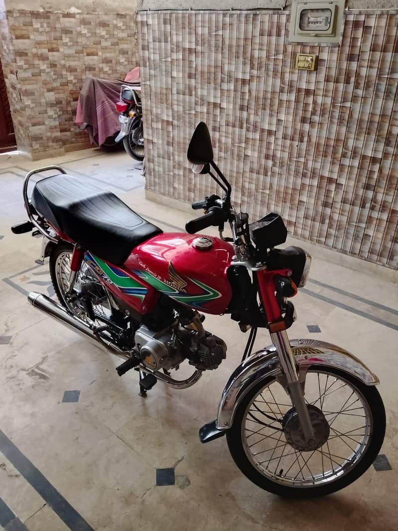 ہونڈا سی ڈی 70 اوریجنل ہے 0