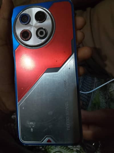 with box and charger or 5th month warenty condition 1o/1o