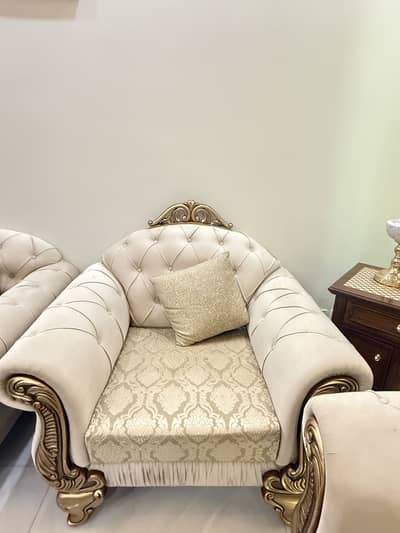 Sofa  set for sale with table