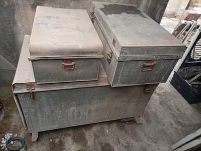 used Jasti metal boxes two sizes.