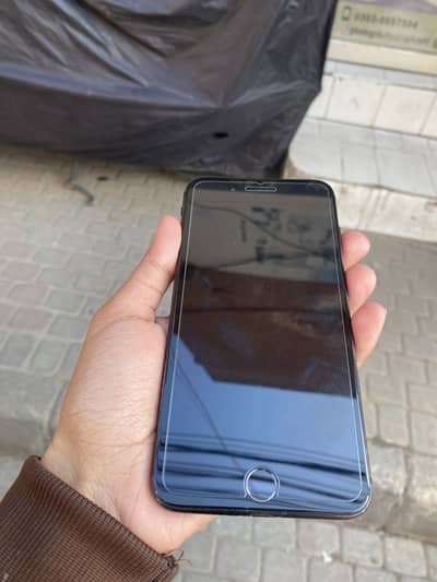 Black IPhone 7 Plus 128 gb pta approved
