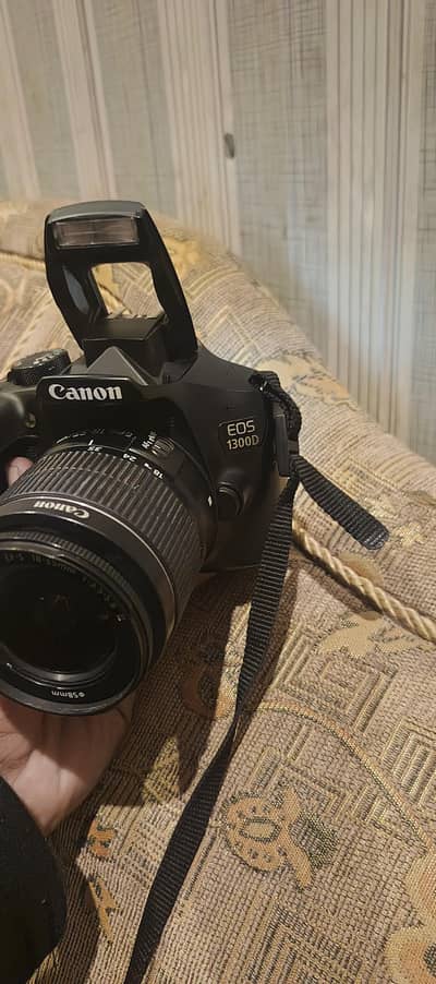 Canon EOS 1300 D