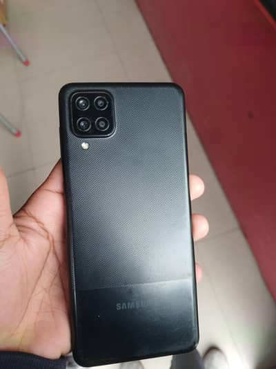 Samsung galaxy a12.4.  64