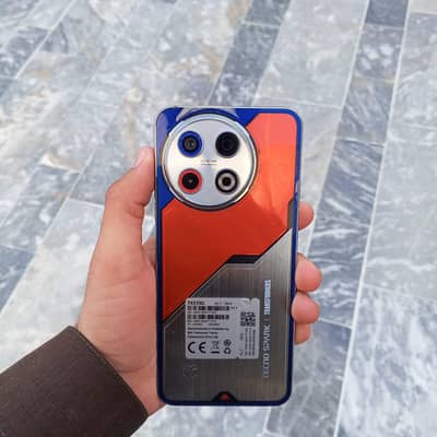 Tecno spark 30 pro with full box and charger in official warranty