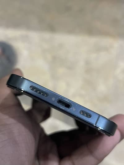 Iphone 12 pro 10/10 condition jv