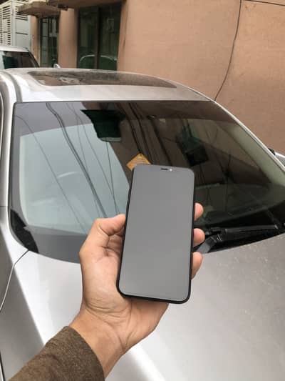 iPhone 11 pro 256 gb dual sim pta approved