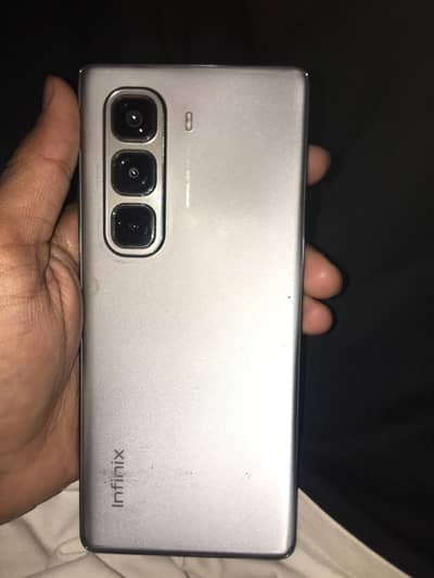 infinix hot 50pro plus 8+8/256