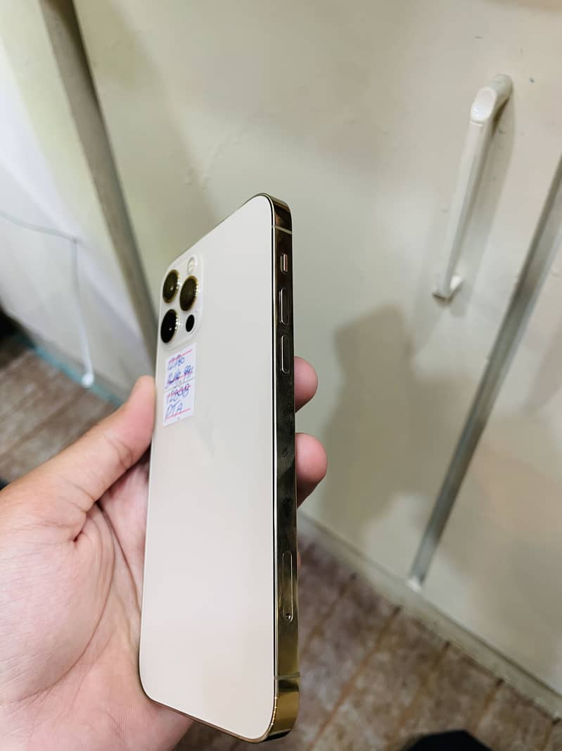 Iphone 12 pro Brand new condition 3