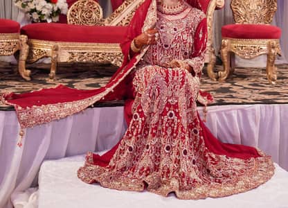 BRIDAL LEHNGA WITH ZIRCOON JEWELRY SET
