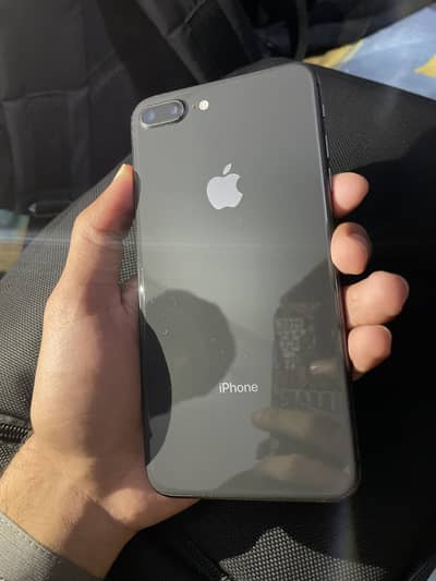 iPhone 8 Plus