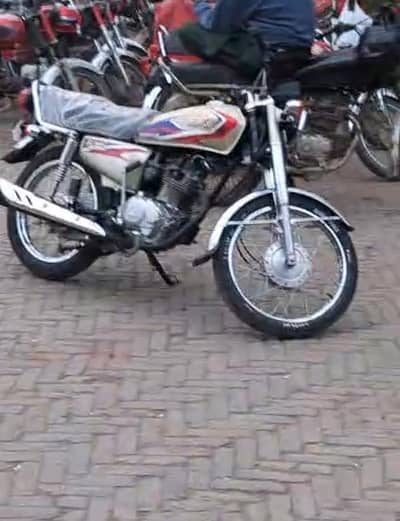 Honda bike 125cc for sell 03266815842