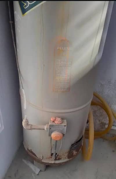 Geyser for Sale price negotiable