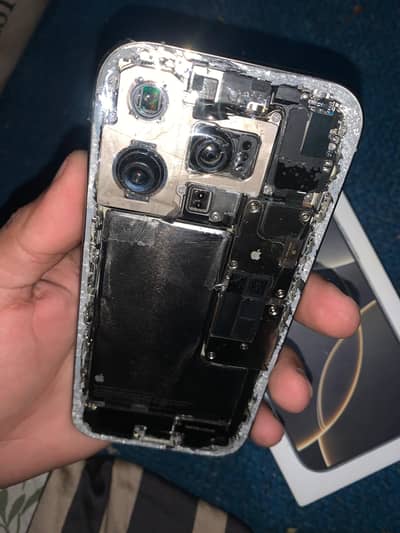 Iphone 16 pro Non pta