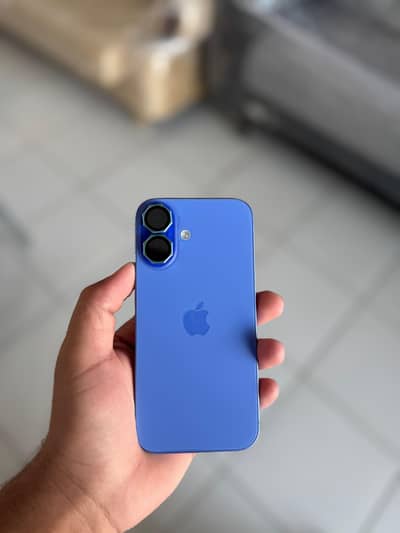 Apple iPhone 16