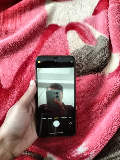 iphone xs max factory unlocked 64 GB