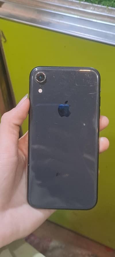 iphone XR - 64gb