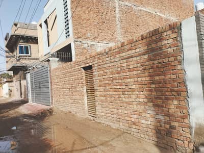 6 marla plot near bosan road walking distance Mall of multan Shalimar colony MULTAN