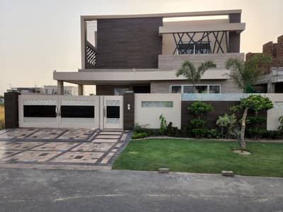 D H A Lahore 1 Kanal Brand New Mazher Munir Design House With 100% Original Pics Available For Rent