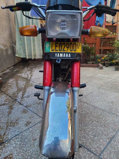 0300-4888461 Yamaha 4 yd 100 2007 in original and geneian condition