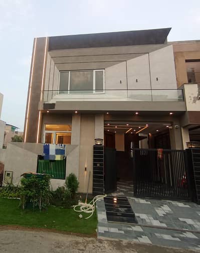 5 Marla Magnificent Bungalow For Sale In DHA Phase 9 Town Lahore
