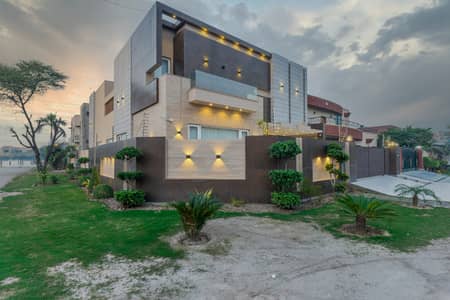 D H A Lahore 1 Kanal Mazher Munir Design Corner House Full Furnished With 100% Original Pics Available For Rent
