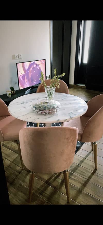 Dining table with 4 chairs