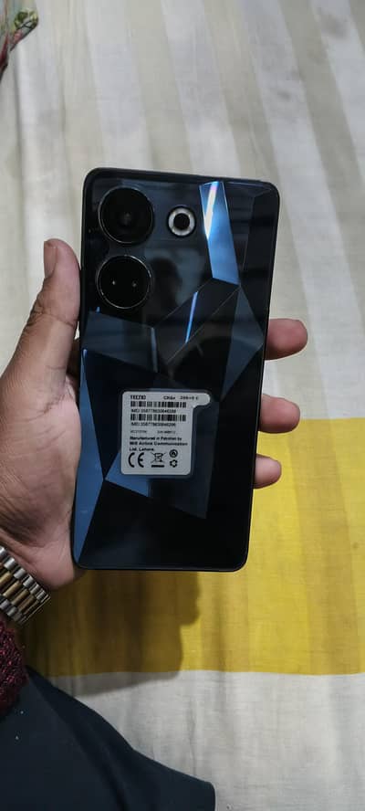 Tecno camon 20