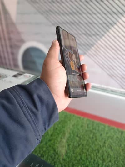 google pixel 6 panel ma ak line hai Baki all oky